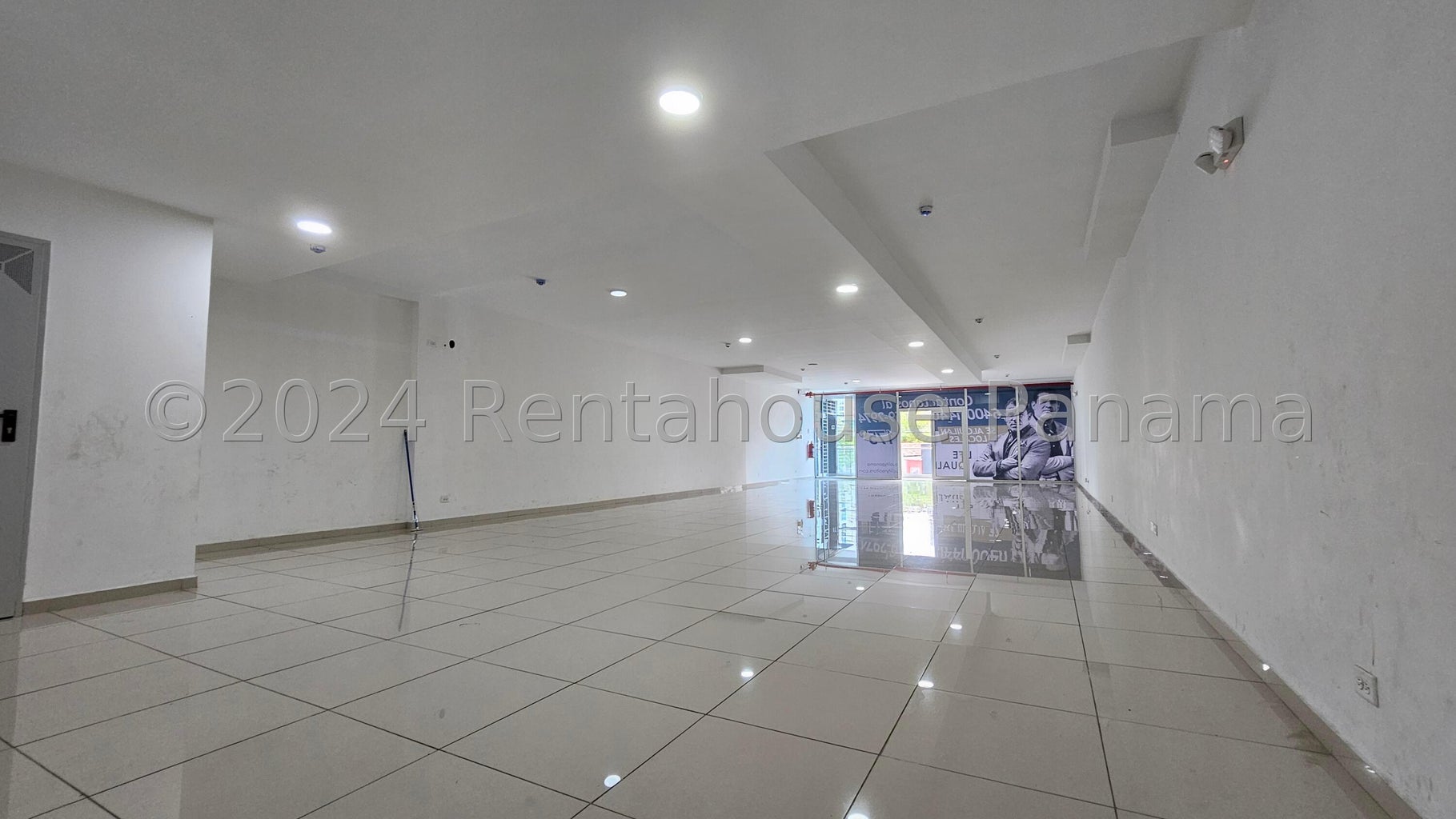 Commercial space